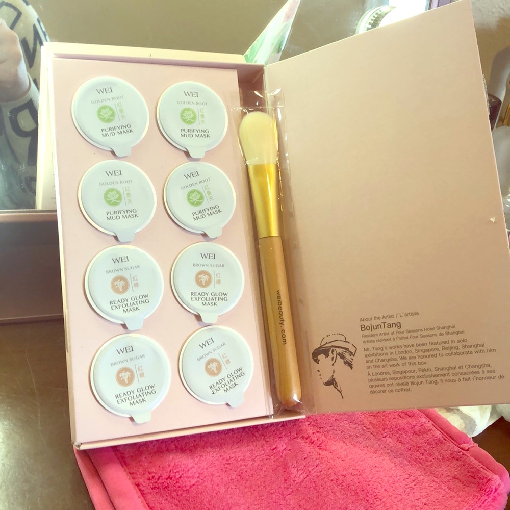 WEI Two-in-One Mask Collection & Brush Set